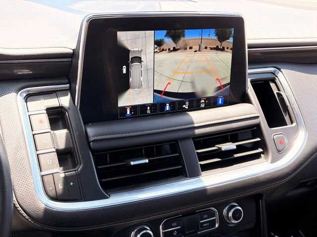 Used 2024 White GMC AT4 image 19