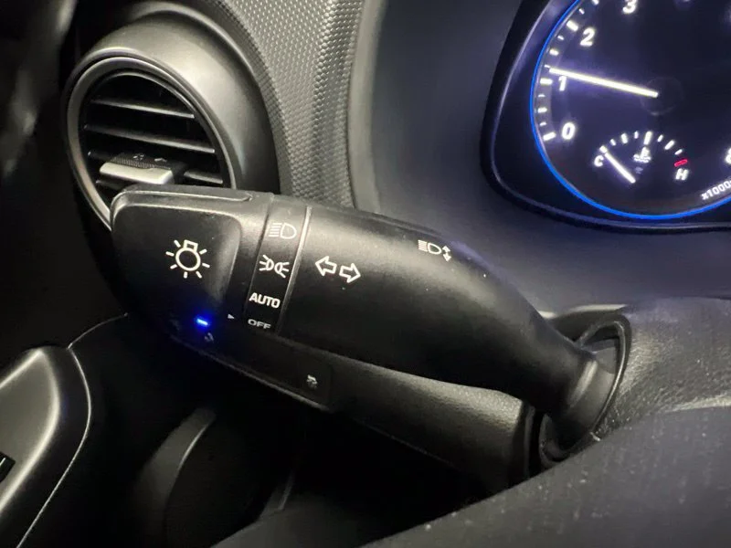 Used 2018 Blue Hyundai SEL image 20