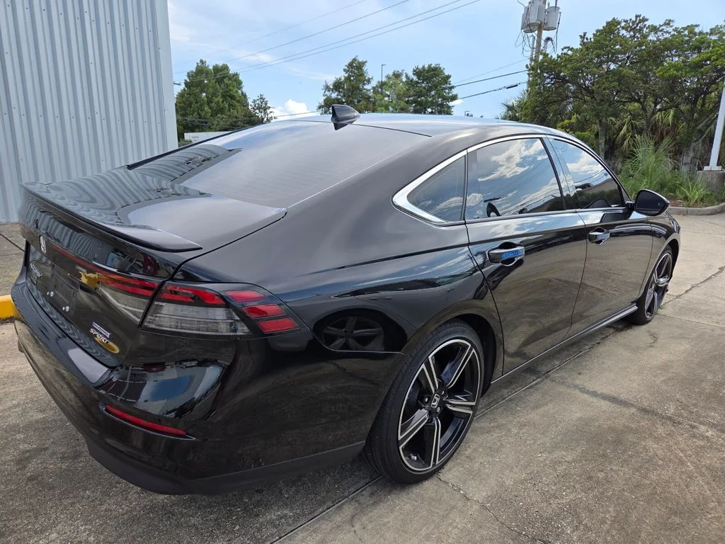 Used 2025 Black Honda Sport image 4