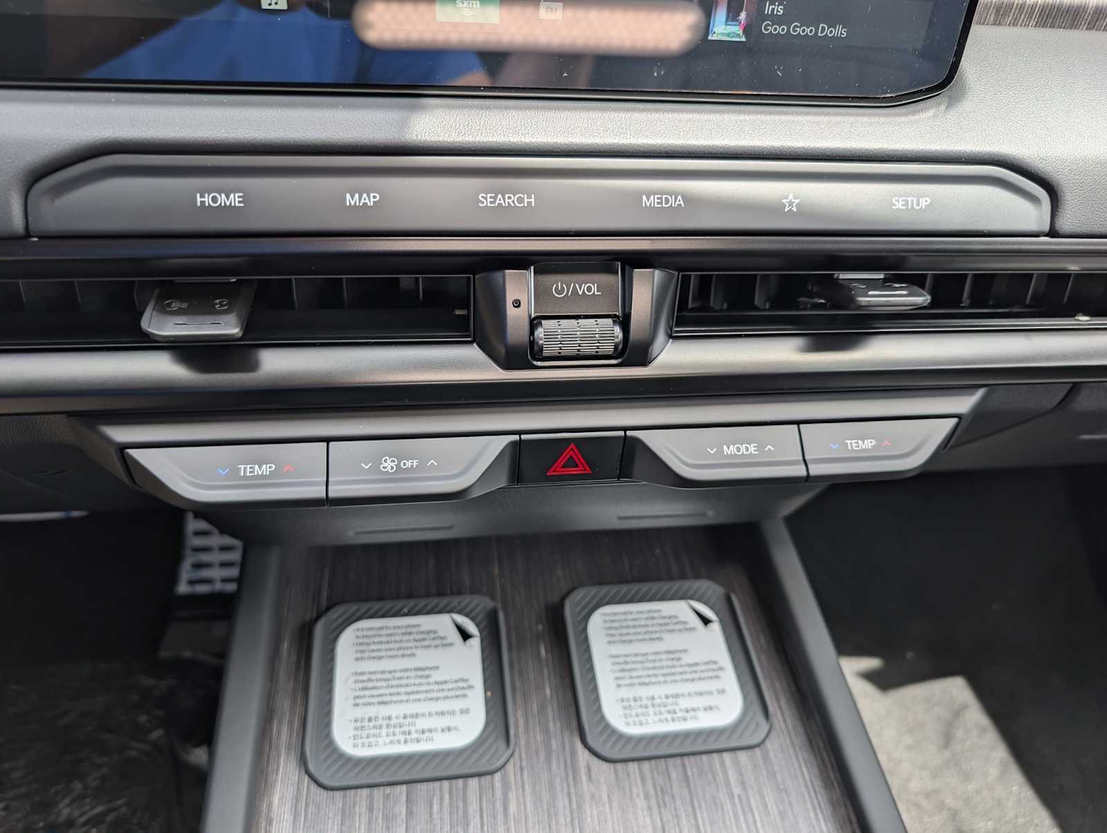 New 2027 Glacial White Pearl Kia X-Line SX-Prestige image 28
