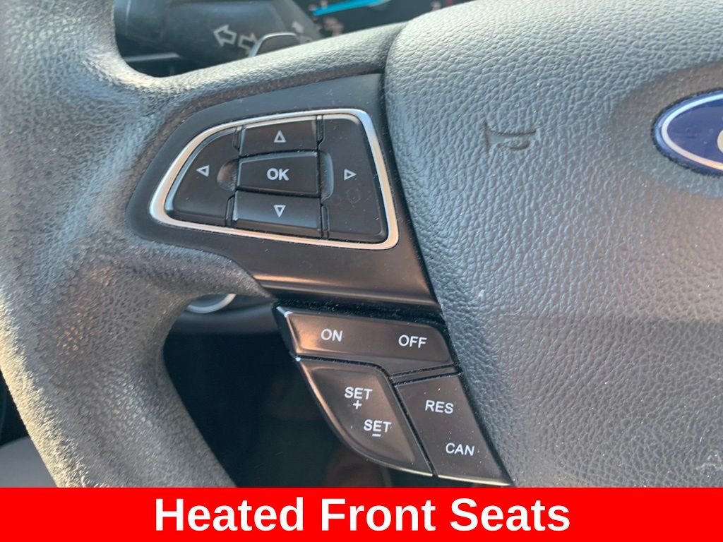 Used 2017 Red Ford SE image 14