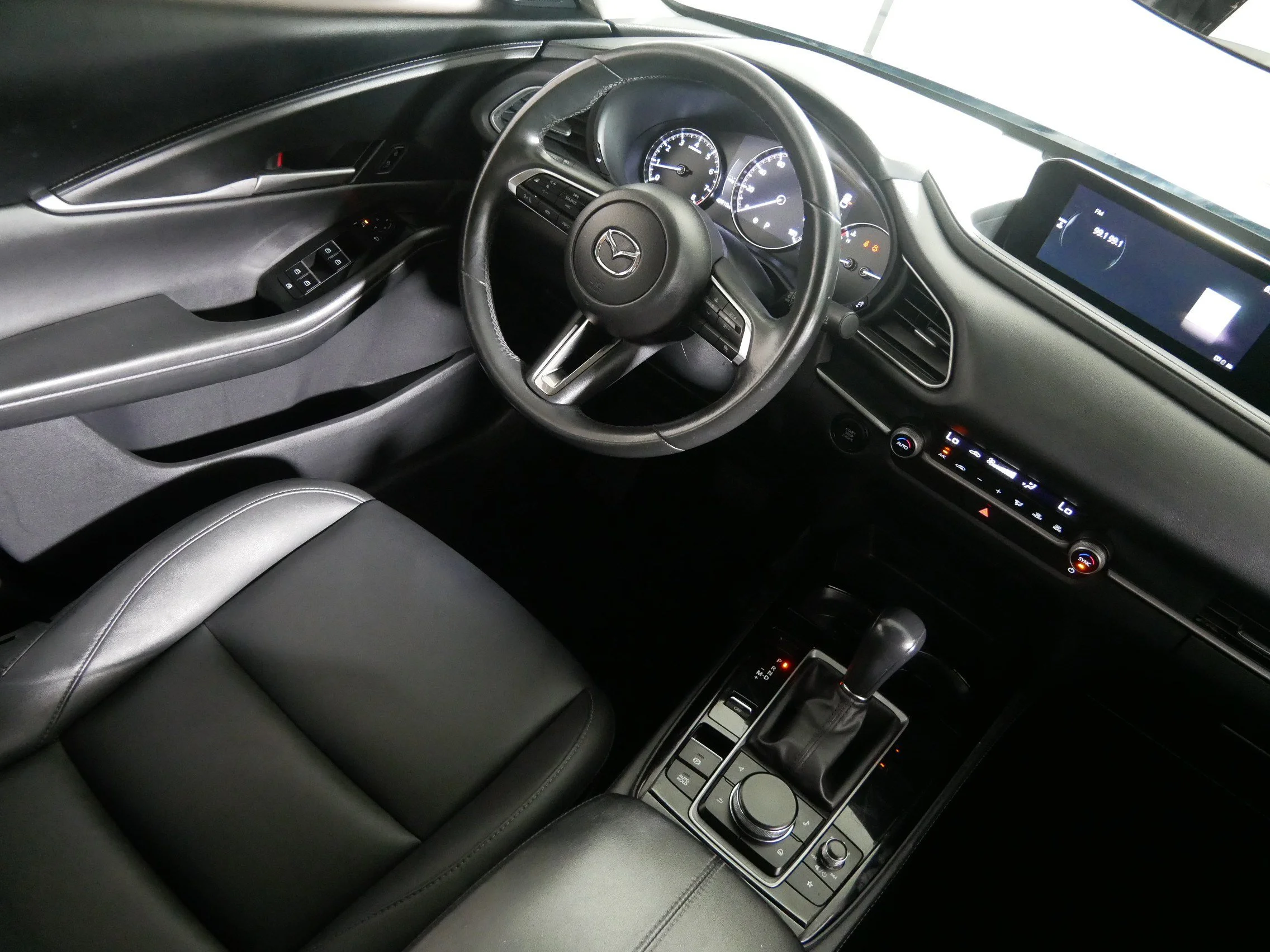 Used 2024 Jet Black Mica Mazda 2.5 S Select Sport image 9