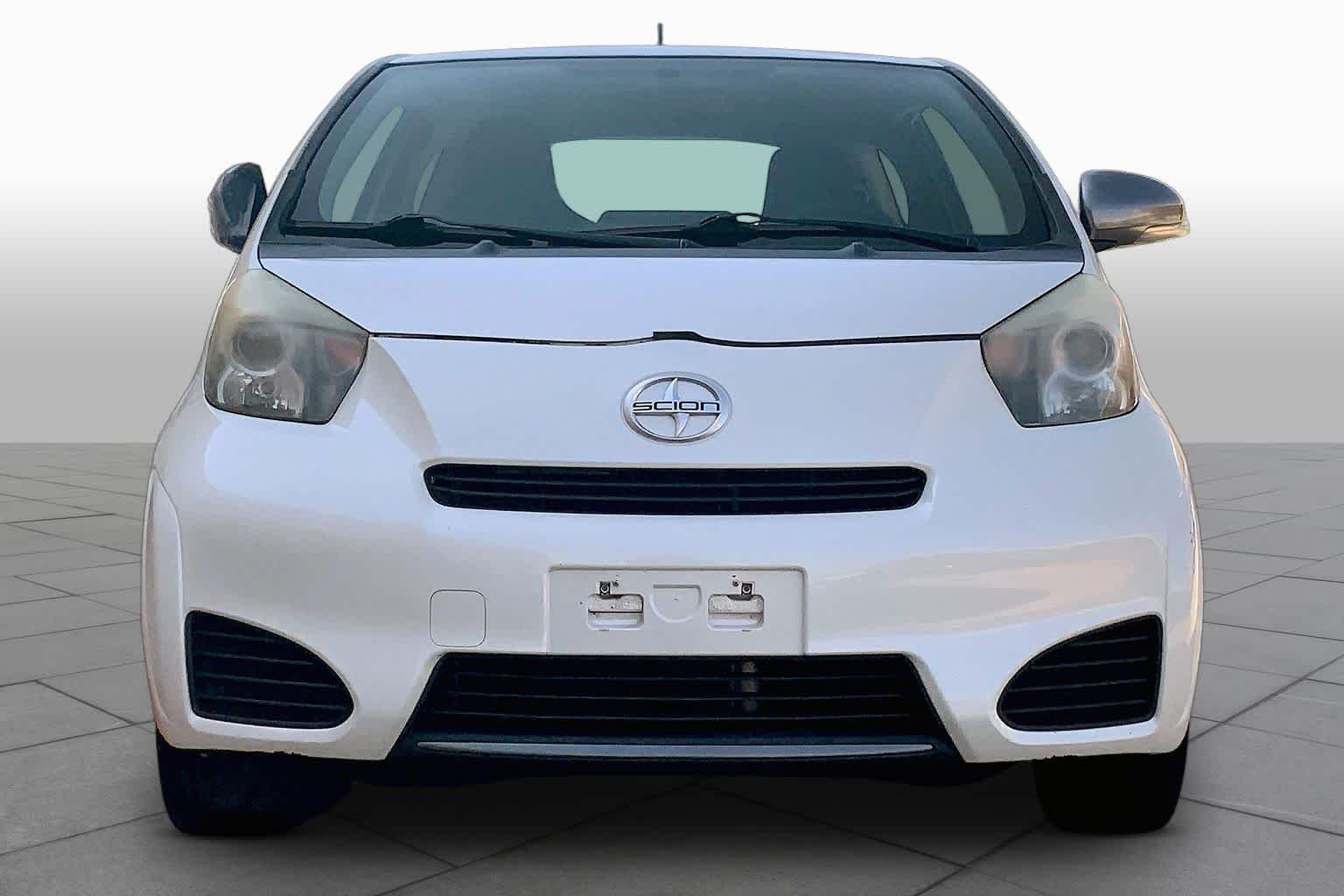 Used 2012 Blizzard Pearl Scion  image 3