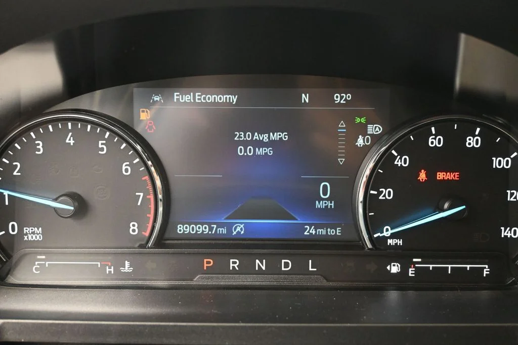 Used 2024 Green Ford XLT image 10