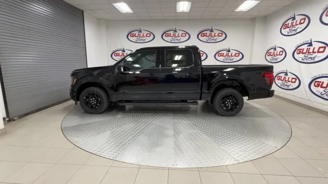 New 2026 Agate Black Metallic Ford XLT image 8
