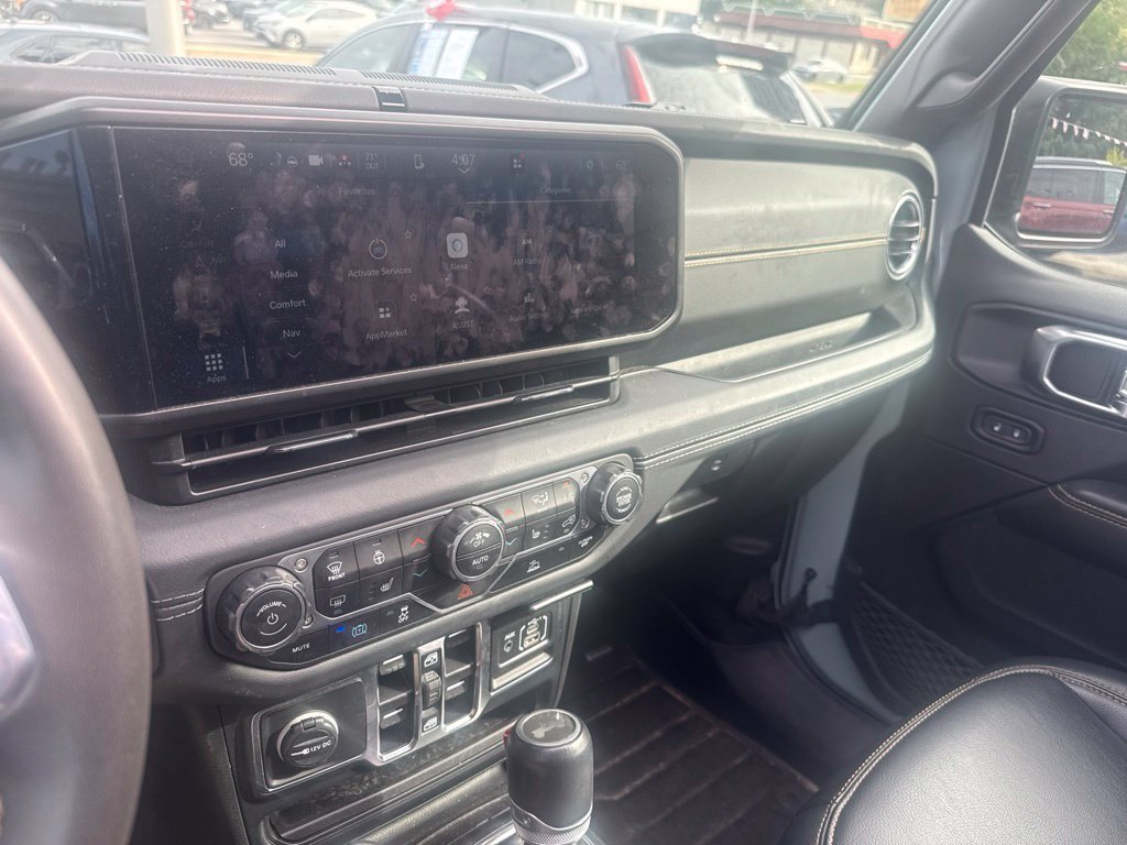 Used 2024 Gray Jeep Sahara 4xe image 7