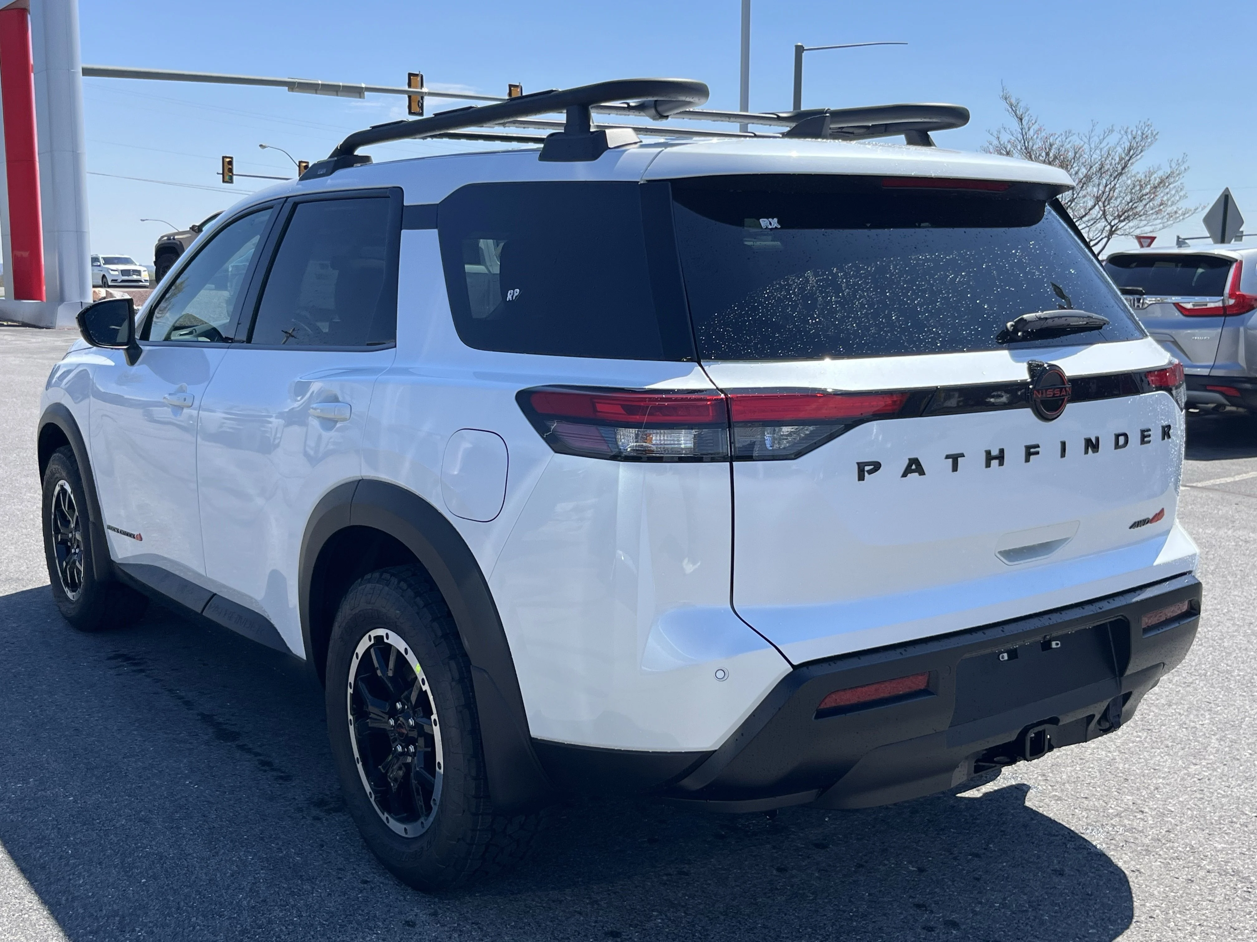 New 2026 Everest White Pearl TriCoat Nissan Rock Creek® image 5