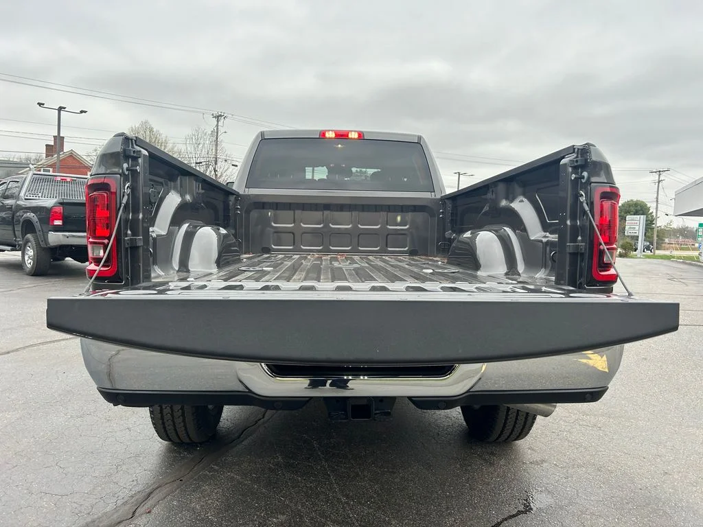 New 2026 Granite Crystal Metallic Clearcoat RAM Big Horn image 11