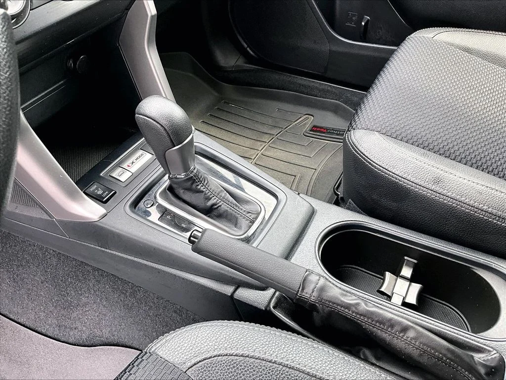 Used 2015 Blue Subaru 2.0XT Premium image 15