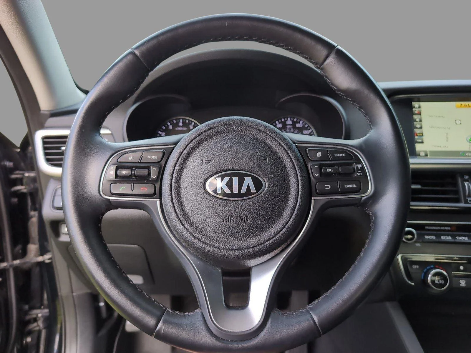 Used 2016 Ebony Black Kia EX image 32