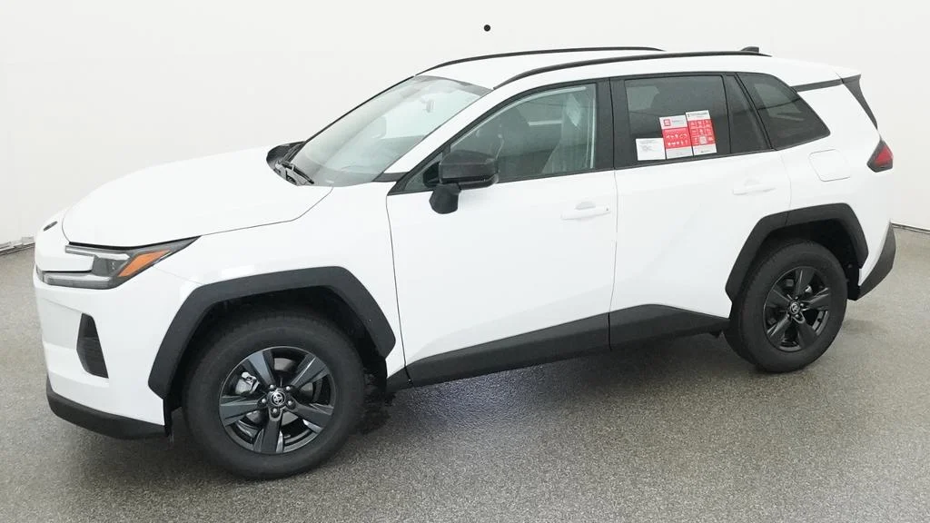 New 2026 Ice Cap Toyota LE image 5