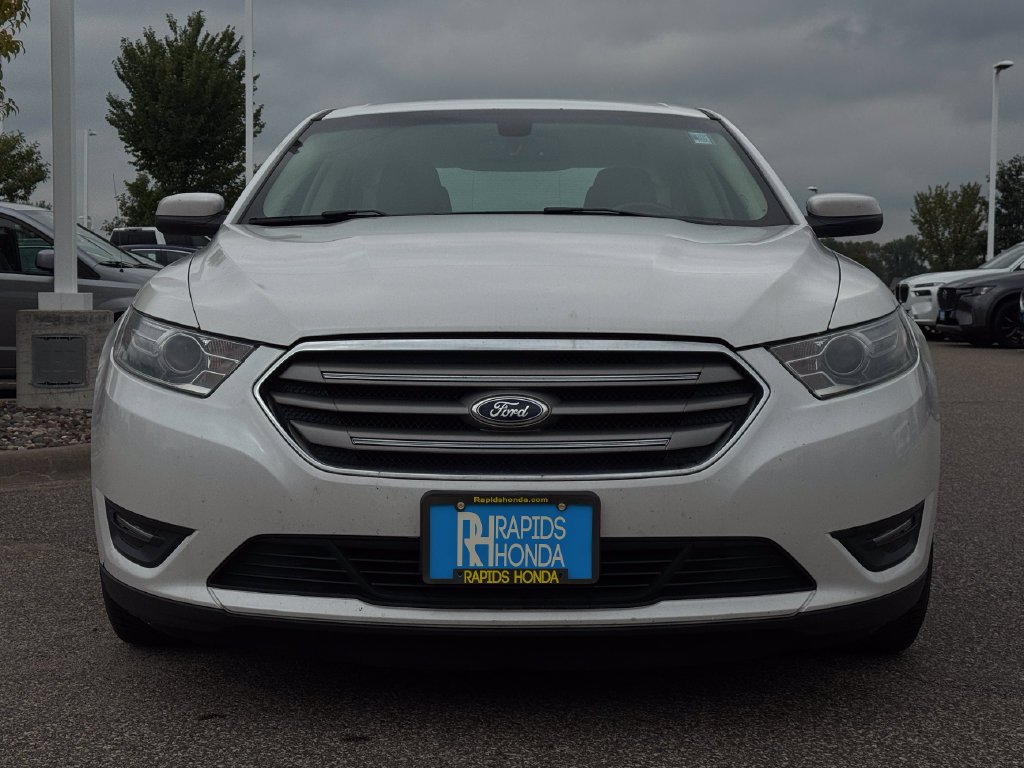 Used 2013 Ford Taurus SEL with VIN 1FAHP2E86DG212171 for sale in Coon Rapids, Minnesota