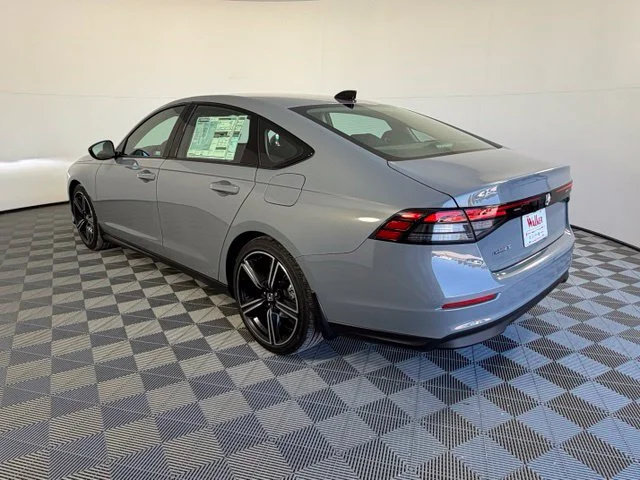 New 2026 Urban Gray Pearl Honda SE image 5