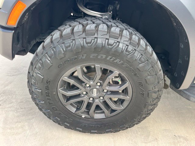 Used 2025 Beige Ford Raptor image 8