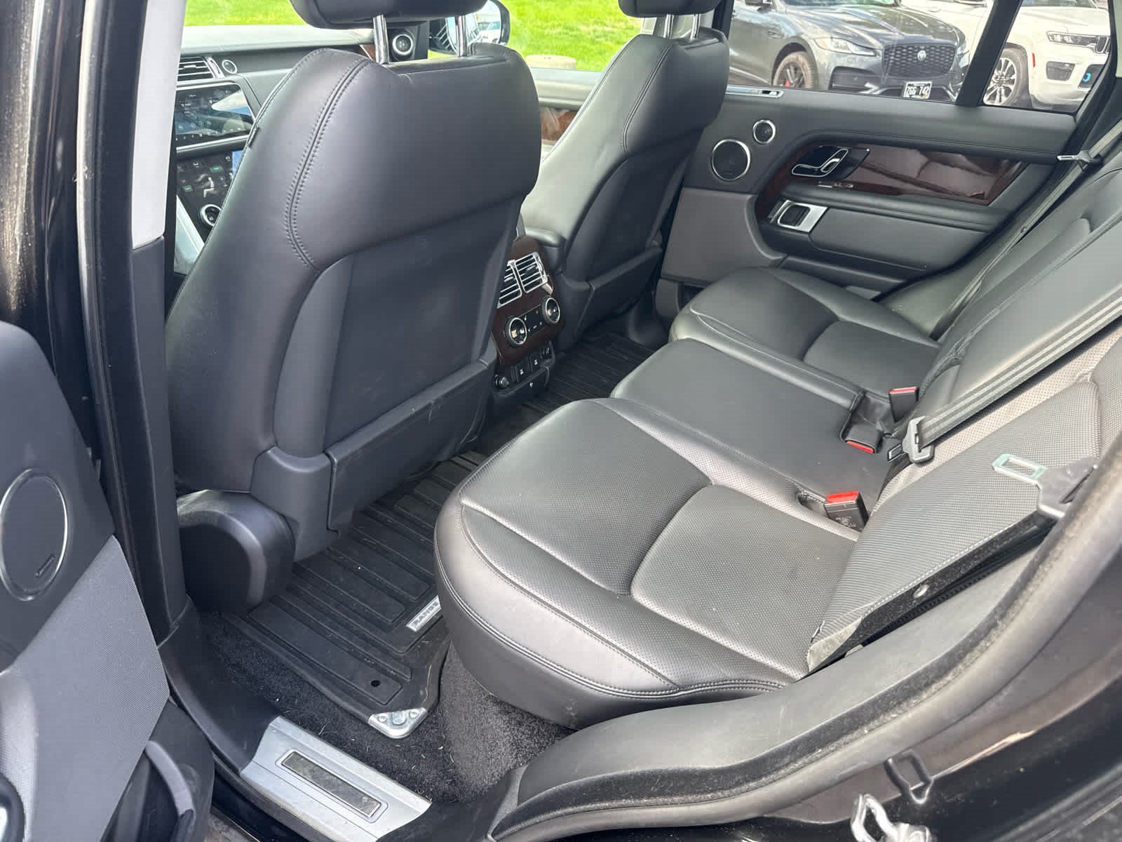 Used 2021 Santorini Black Metallic Land Rover Westminster image 13