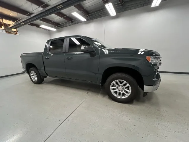 2026 Chevrolet Silverado 1500 LT - Photo 9