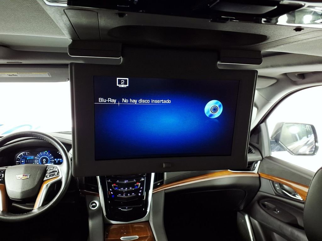 Used 2020 BLACK RAVEN Cadillac Premium Luxury image 13