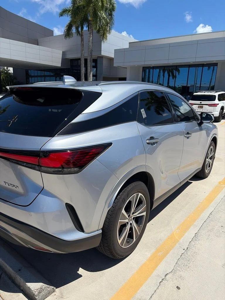 Used 2023 Iridium Lexus 350 Premium image 5