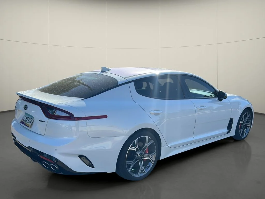 Used 2018 White Kia GT1 image 5