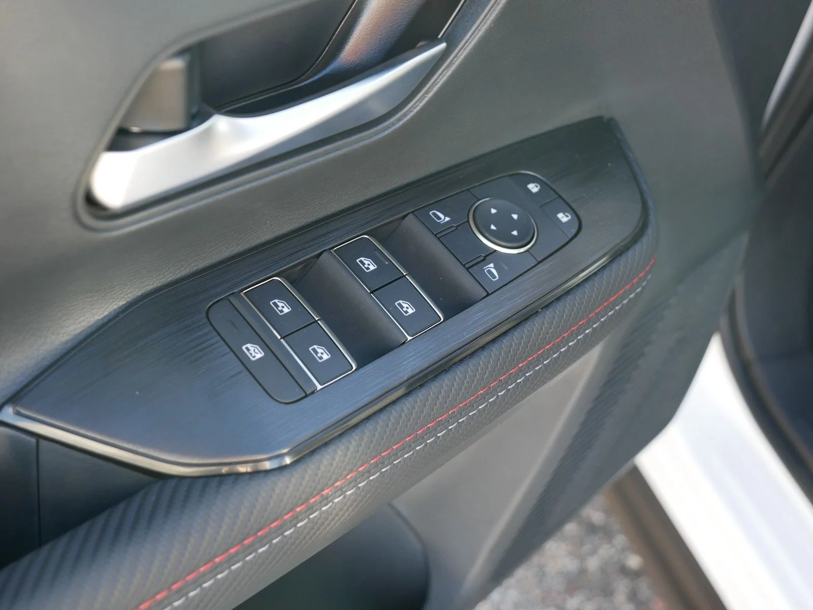 2026 Nissan KICKS SR AWD - Photo 13