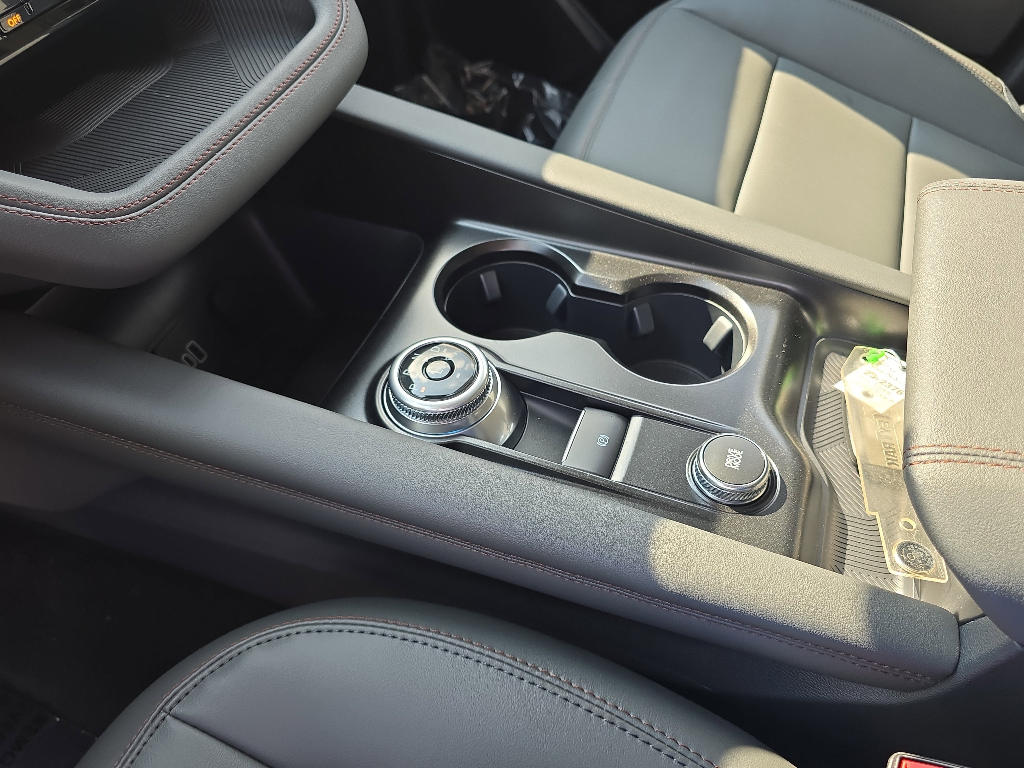 New 2026 Vapor Blue Metallic Ford Active image 25