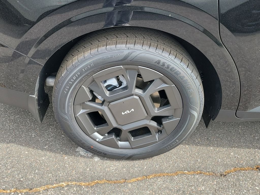 New 2026 Aurora Black Pearl Kia EX image 40