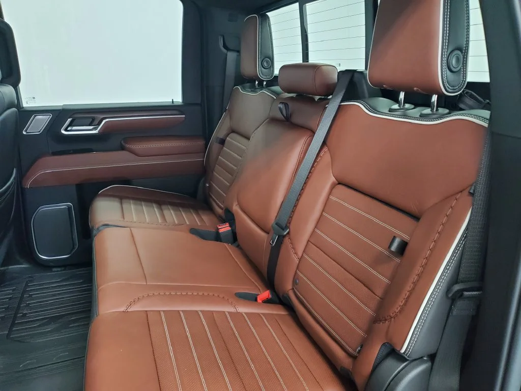 New 2026 Onyx Black GMC Denali Ultimate image 31