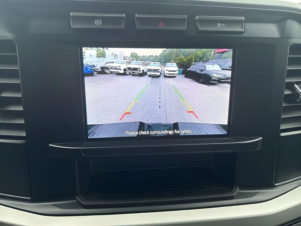 Used 2024 White Ford XL image 18