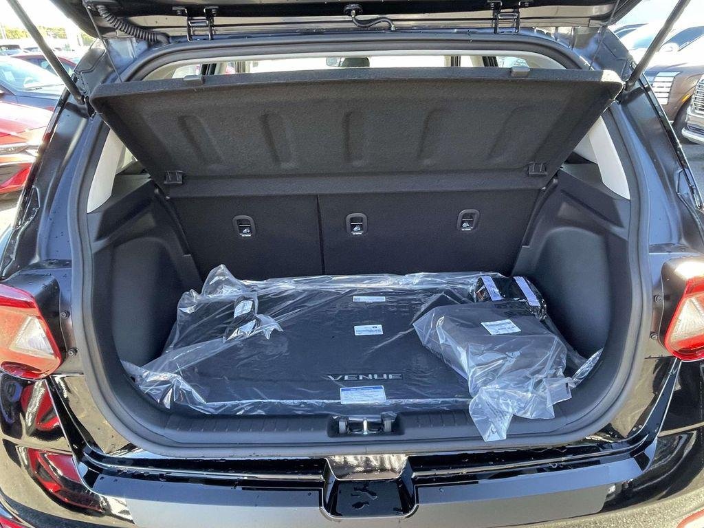 New 2026 Black Hyundai SE image 11