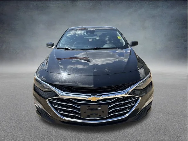 Used 2025 Black Chevrolet LT image 5