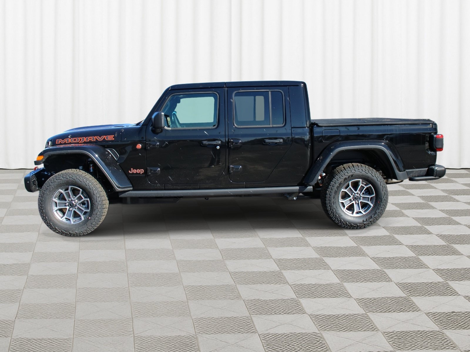 New 2027 Black Clear-Coat Paint Jeep Mojave X image 37