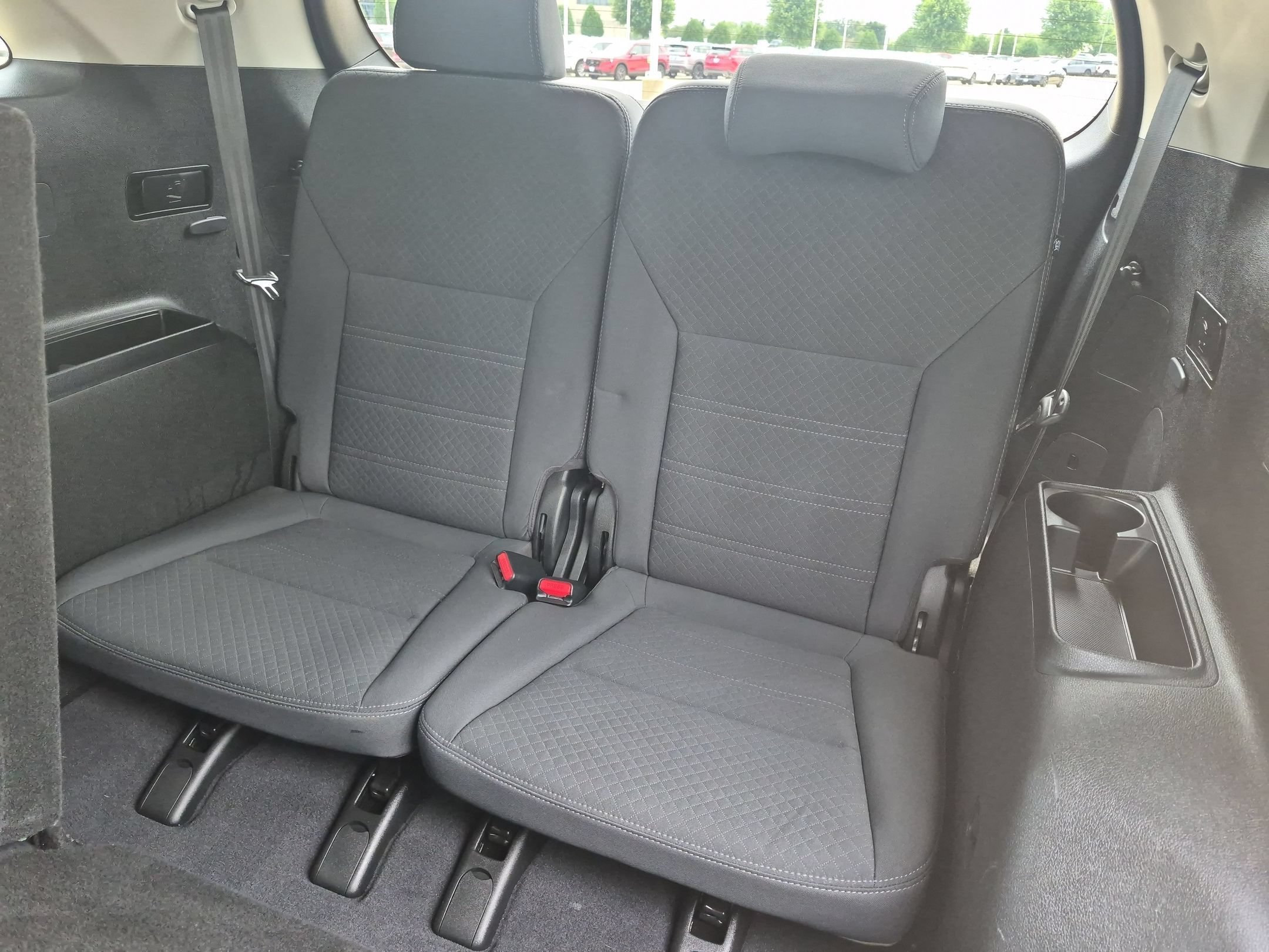 Used 2019 Sangria Kia LX image 21