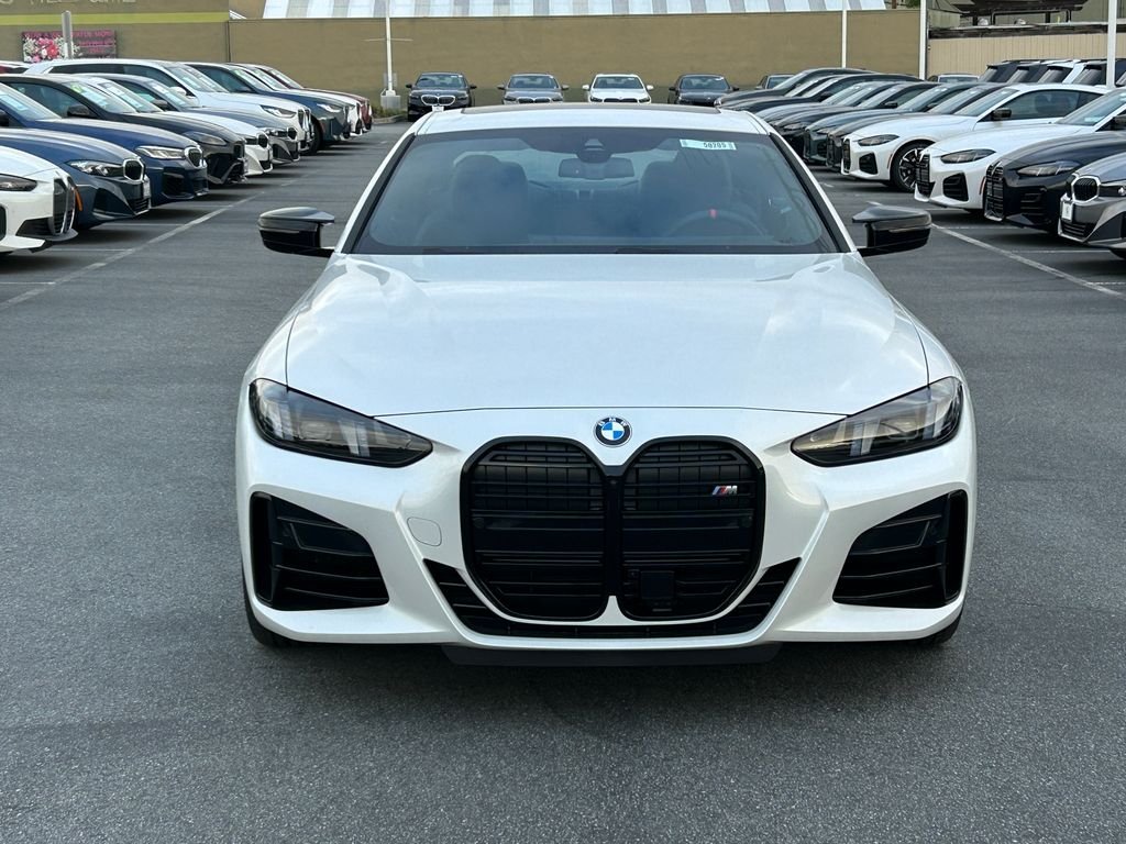 2026 BMW 4 Series M440i - Photo 8