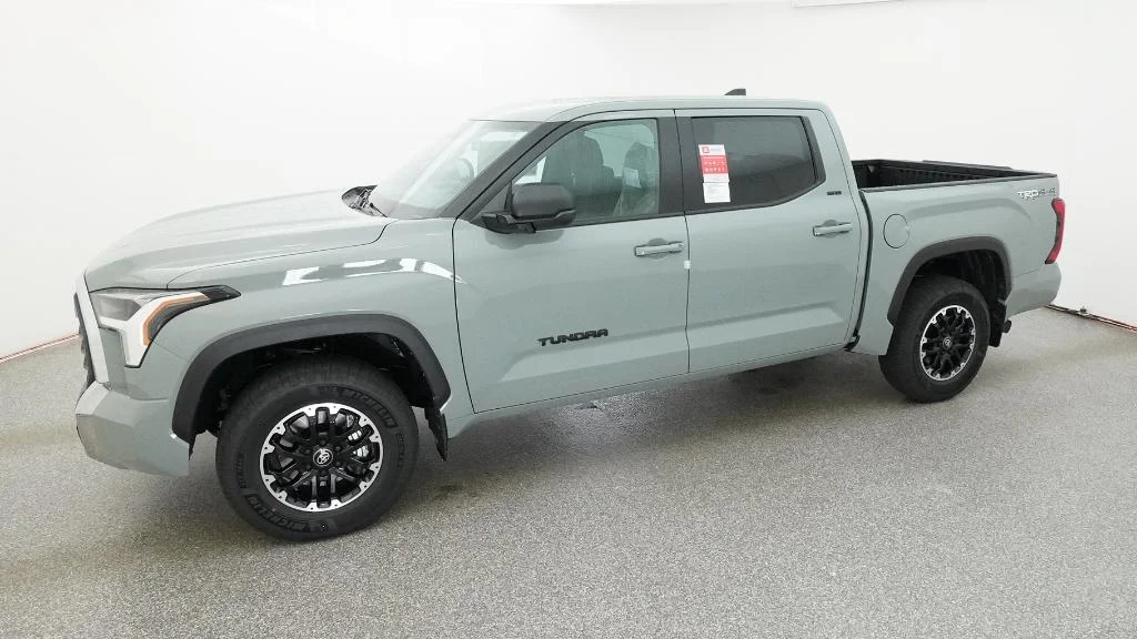 New 2026 Lunar Rock Toyota SR5 image 20