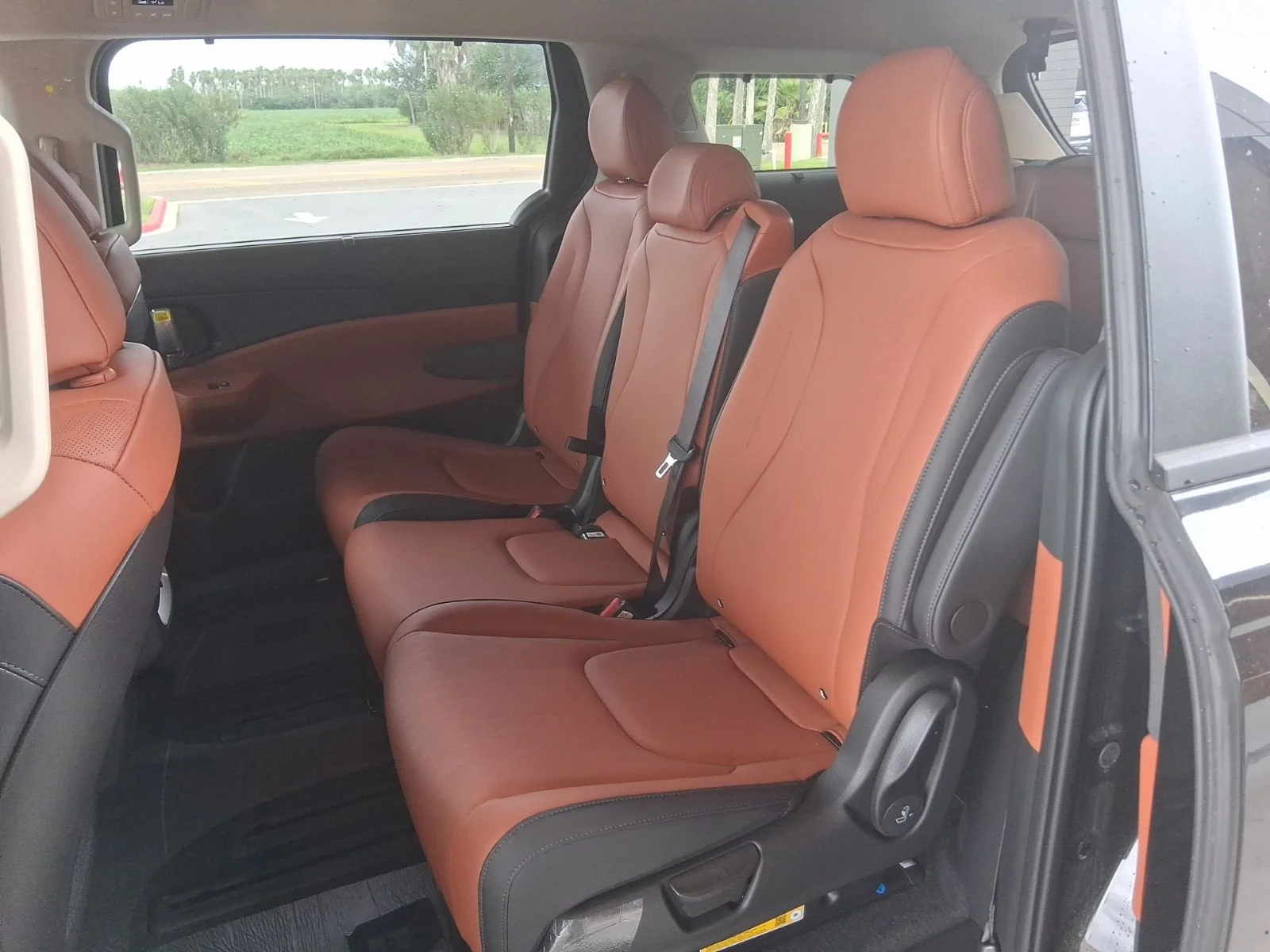 New 2026 Black Kia EX image 19