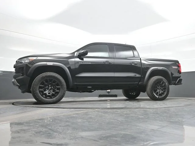 New 2026 Black Chevrolet Trail Boss image 21