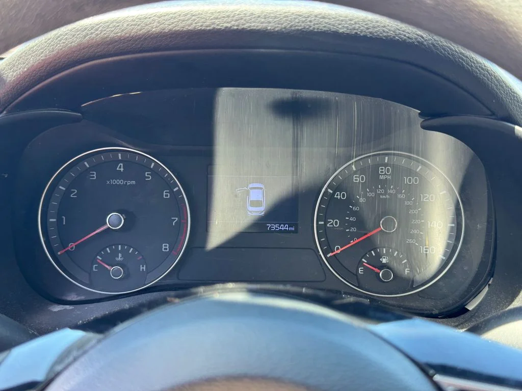 Used 2019 Red Kia LXS image 13