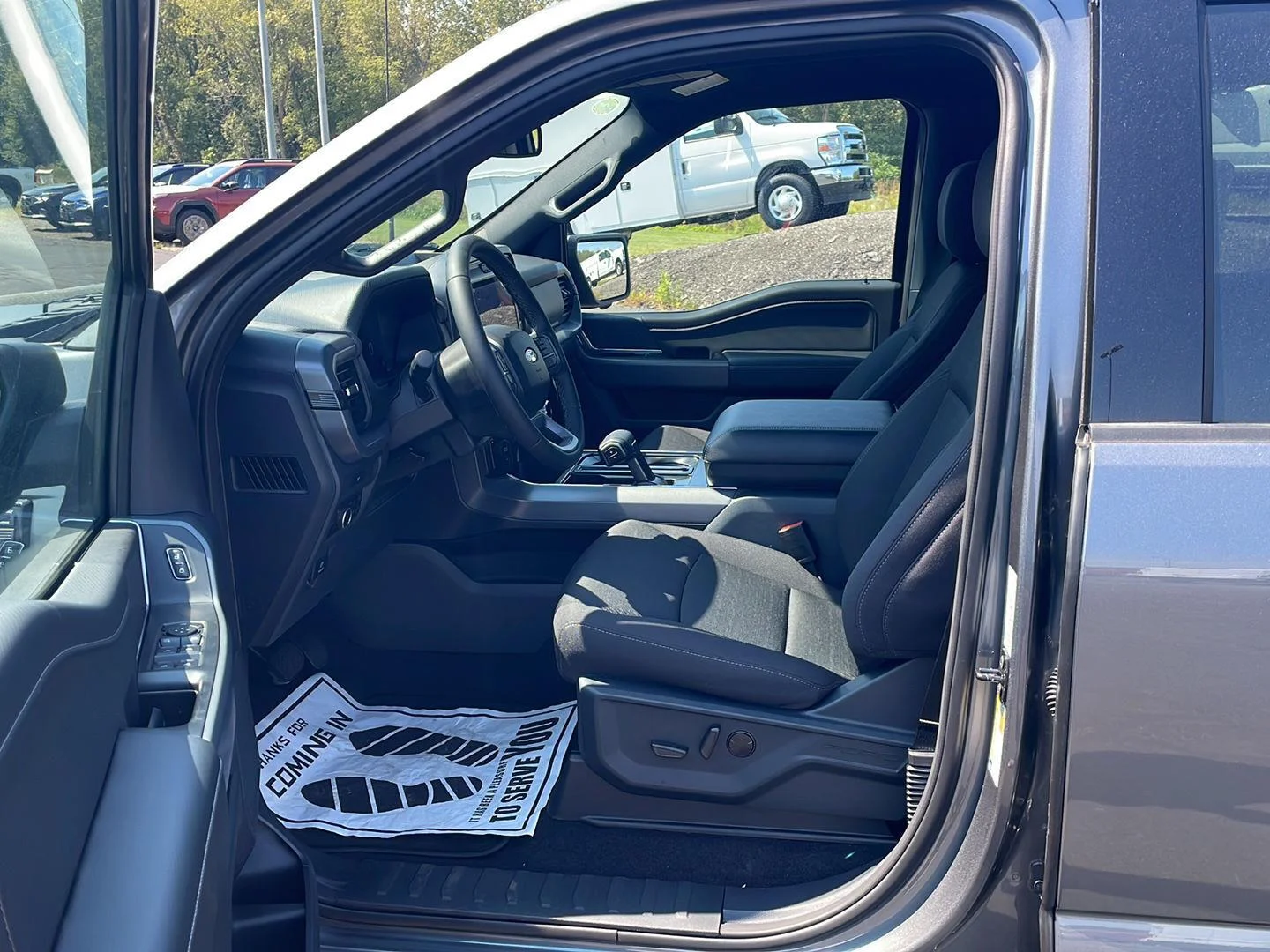 New 2026 Carbonized Gray Metallic Ford XLT image 9