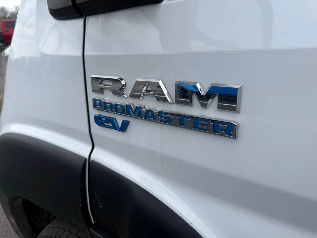 Used 2024 White Ram Super High Roof image 9