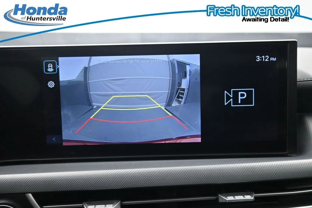 Used 2025 Red Hyundai SEL image 15