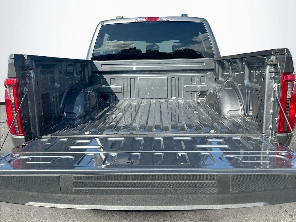 Used 2025 Gray Ford STX image 23
