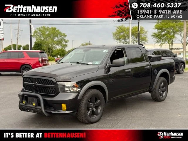 2017 RAM 1500 Express 4x4 Crew Cab 5'7's photo