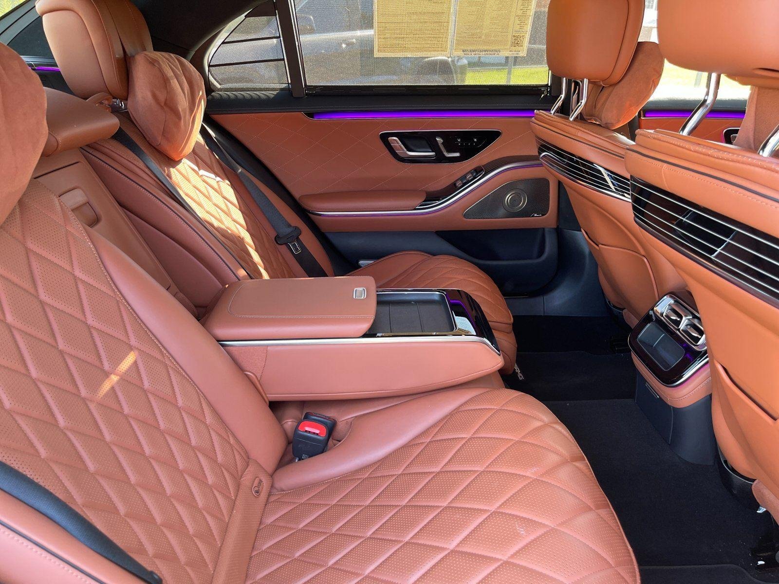 Used 2022 Obsidian Black Metallic Mercedes-Benz S 580 image 35