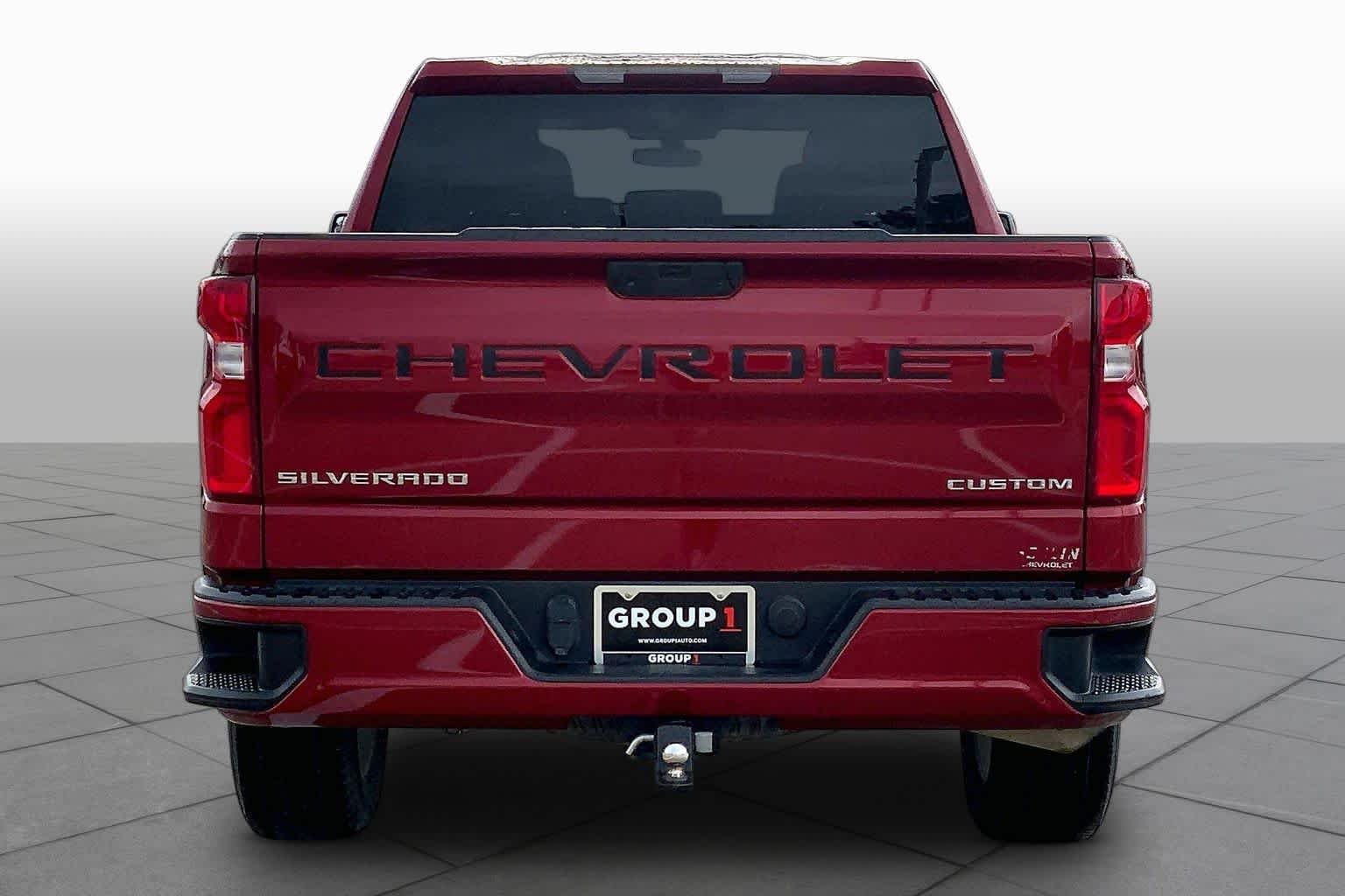 Used 2022 Cherry Red Tintcoat Chevrolet Custom image 5