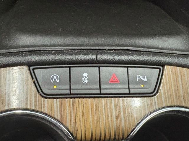 Used 2021 Blue GMC SLE image 36