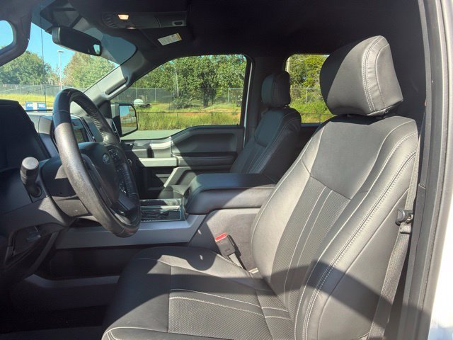 Used 2017 Oxford White Ford XLT image 7