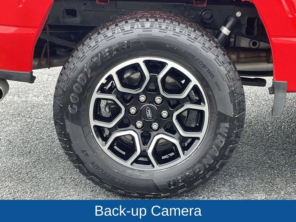 Used 2023 Red Ford XLT image 13