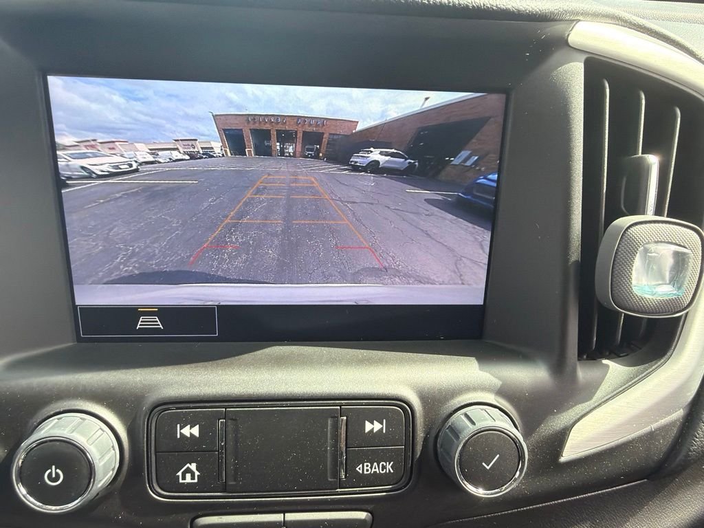 Used 2024 White GMC SLE image 10