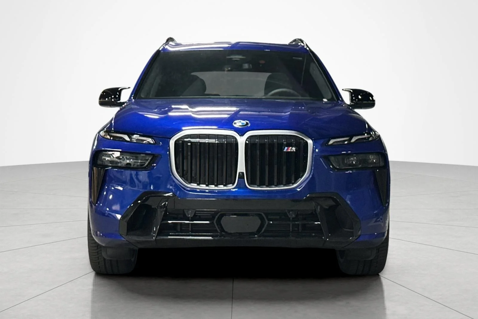 New 2027 Marina Bay Blue Metallic BMW M60i image 8