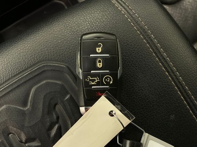 Used 2019 Silver Ram Laramie image 27